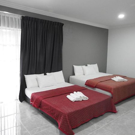 Tebing Guest House Taman Negara Malaysia Kuala Tahan Exteriör bild