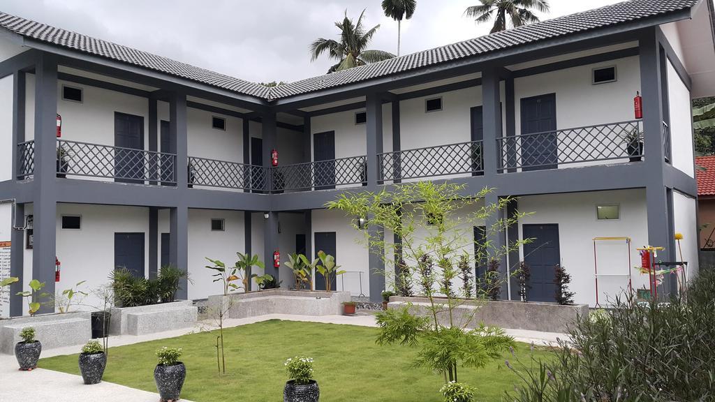 Tebing Guest House Taman Negara Malaysia Kuala Tahan Exteriör bild