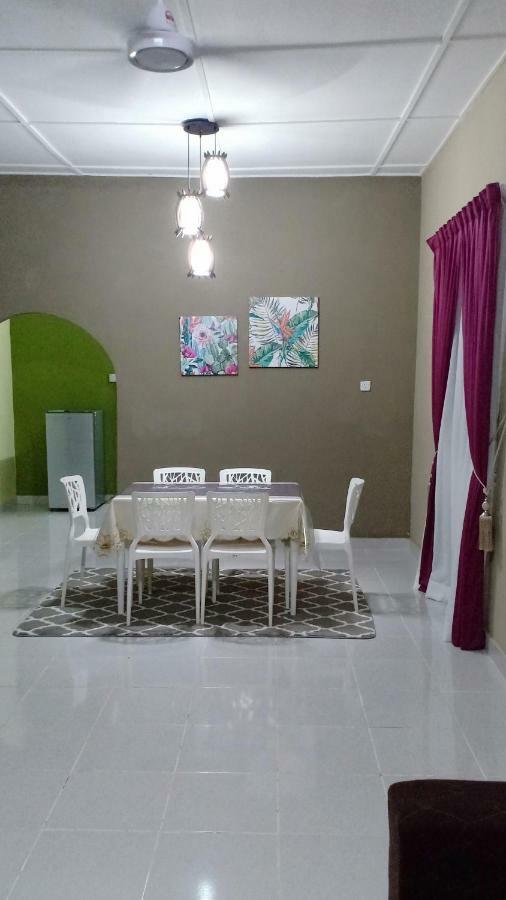Tebing Guest House Taman Negara Malaysia Kuala Tahan Exteriör bild