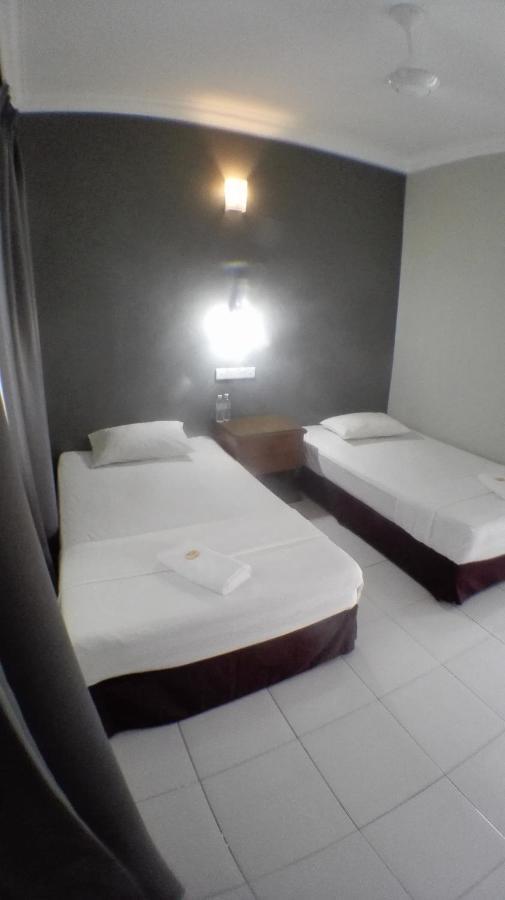 Tebing Guest House Taman Negara Malaysia Kuala Tahan Exteriör bild