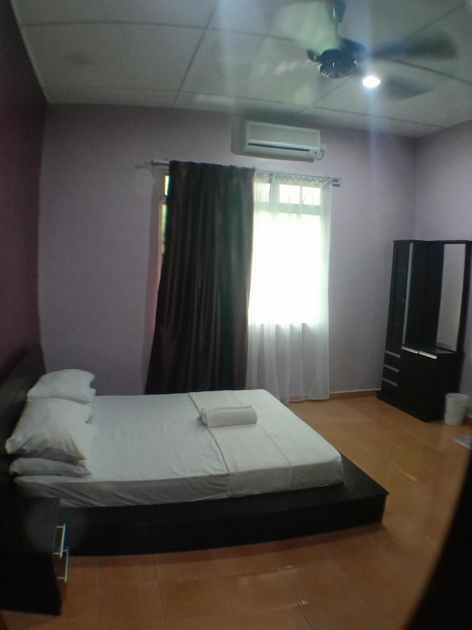 Tebing Guest House Taman Negara Malaysia Kuala Tahan Exteriör bild